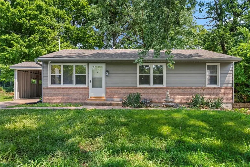 4209 Arlington Avenue, Kansas City, MO 64133 - #1