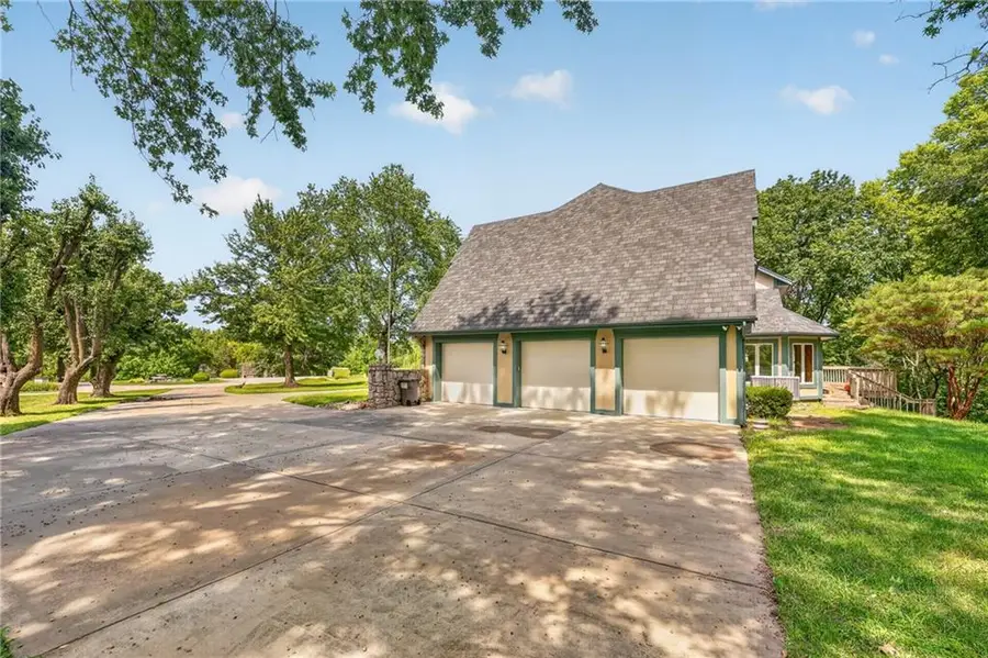 6807 Cedar Bend N/a, Kansas City, MO 64152 - #3
