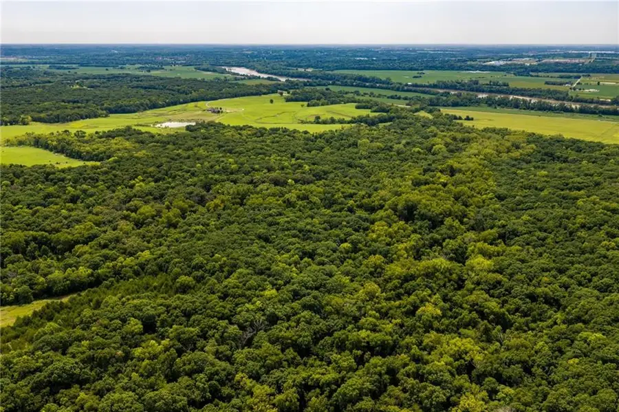 18020 Golden Road, Linwood, KS 66052 - #3