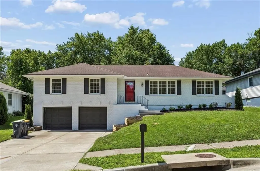 7509 E 100th Street, Kansas City, MO 64134 - #1