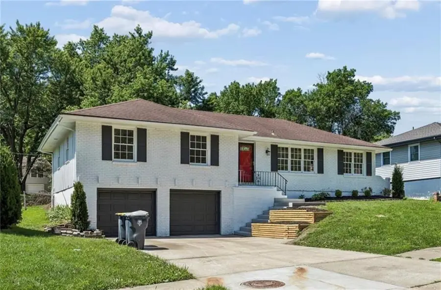 7509 E 100th Street, Kansas City, MO 64134 - #2