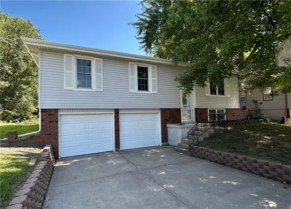 619 S 4th Street, Edwardsville, KS 66111