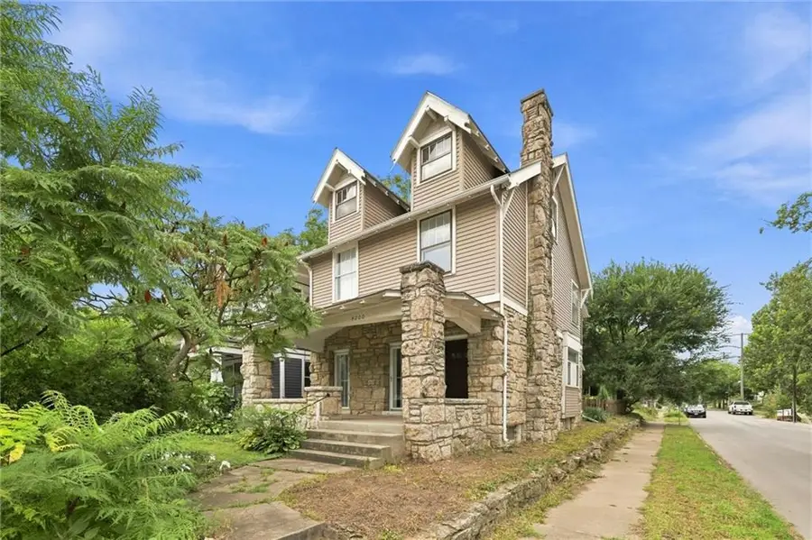 4200 Mercier Street, Kansas City, MO 64111 - #3