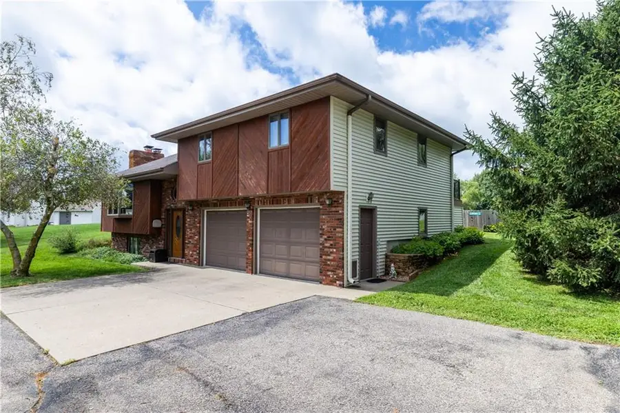 6 Delaney Drive, Saint Joseph, MO 64507 - #2
