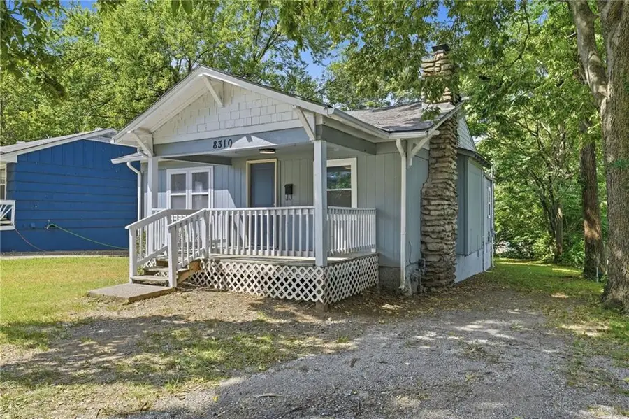 8310 Wayne Avenue, Kansas City, MO 64131 - #3