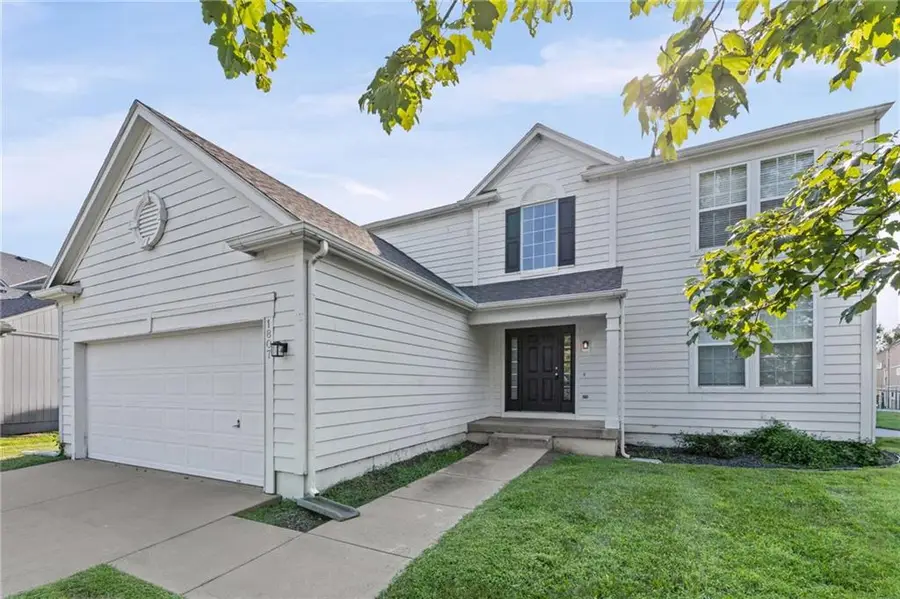 1807 W Fredrickson Drive, Olathe, KS 66061 - #2