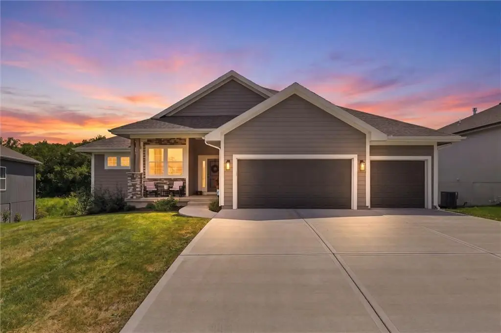 19367 W 114th Terrace, Olathe, KS 66061 - #1
