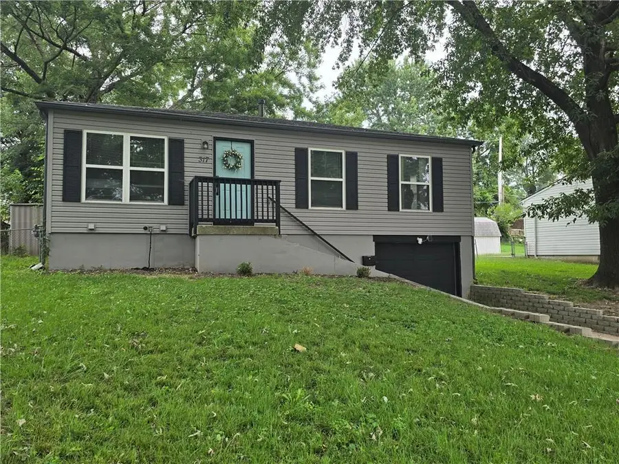 317 N Cochise Drive, Independence, MO 64056 - #2