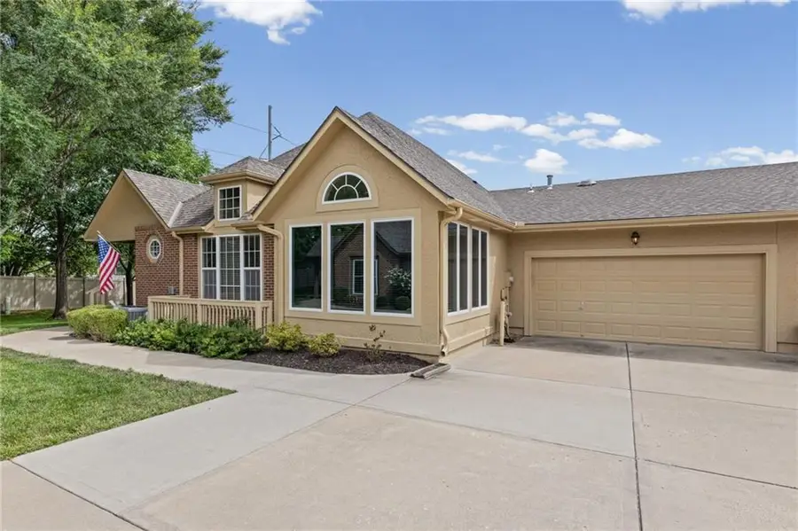 15261 S Symphony Drive #3503, Olathe, KS 66062 - #3
