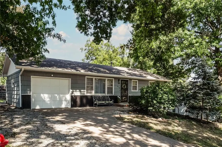 6518 Rowland Avenue, Kansas City, KS 66104 - #2