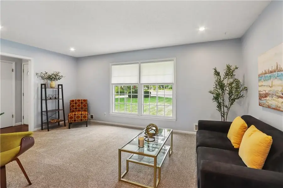 12801 Bristol Avenue, Grandview, MO 64030 - #3
