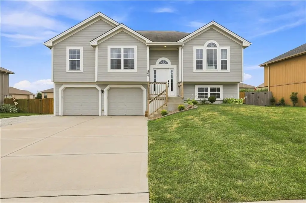 407 NE 192nd Terrace, Smithville, MO 64089 - #1