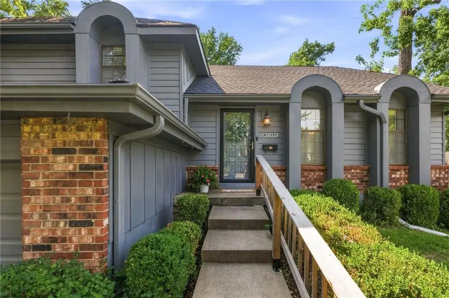 10314 W 48th Street, Shawnee, KS 66203 - #3