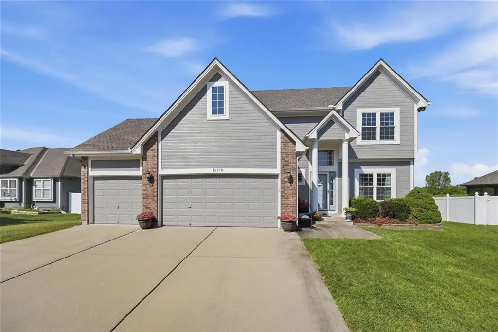 15718 Richmond Avenue, Belton, MO 64012 - #1