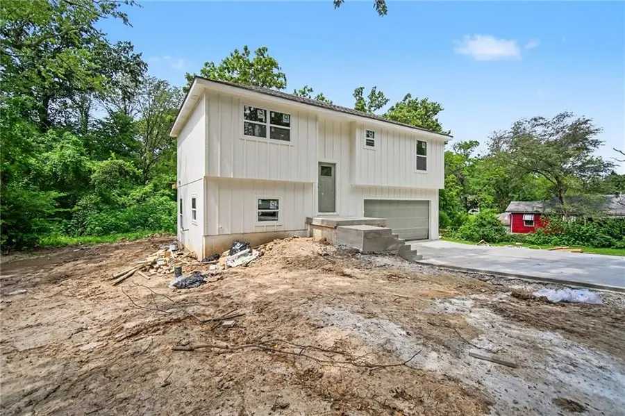 3008 N 48th Terrace, Kansas City, KS 66104 - #2