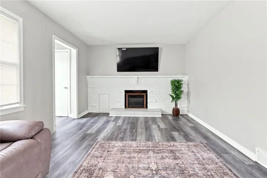 2307 NE 37th Terrace, Kansas City, MO 64116 - #3