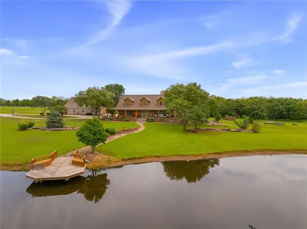 32921 S Ridgeview Farm Road, Drexel, MO 64742