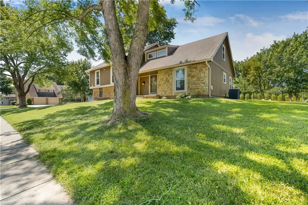 4377 SW Breezy Point Lane, Lees Summit, MO 64082 - #1