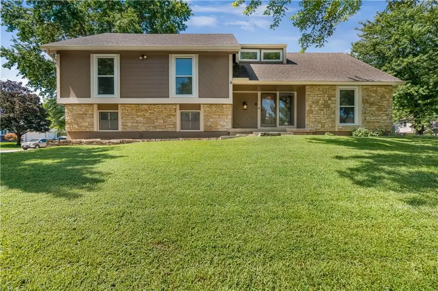 4377 SW Breezy Point Lane, Lees Summit, MO 64082 - #2