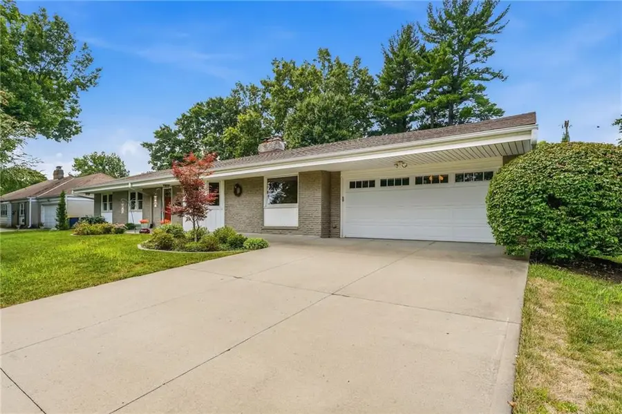 605 W 96th Street, Kansas City, MO 64114 - #3