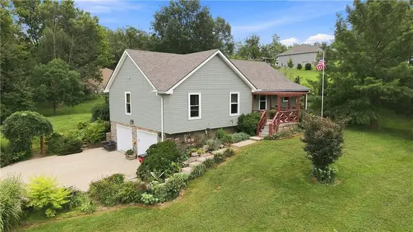 1807 N Elsea Smith Road, Independence, MO 64056