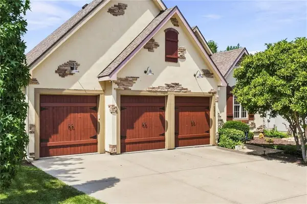 10230 Marion Street, Lenexa, KS 66220