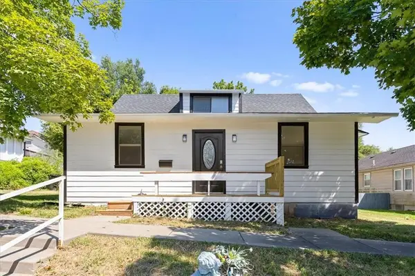 106 S Jeffreys Street, Pleasant Hill, MO 64080