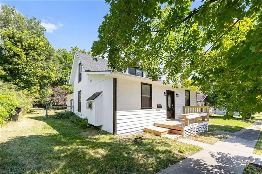 106 S Jeffreys Street, Pleasant Hill, MO 64080 - #2