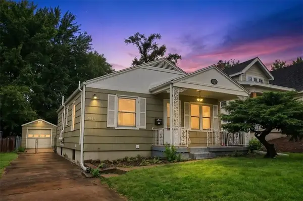 7934 Main Street, Kansas City, MO 64114