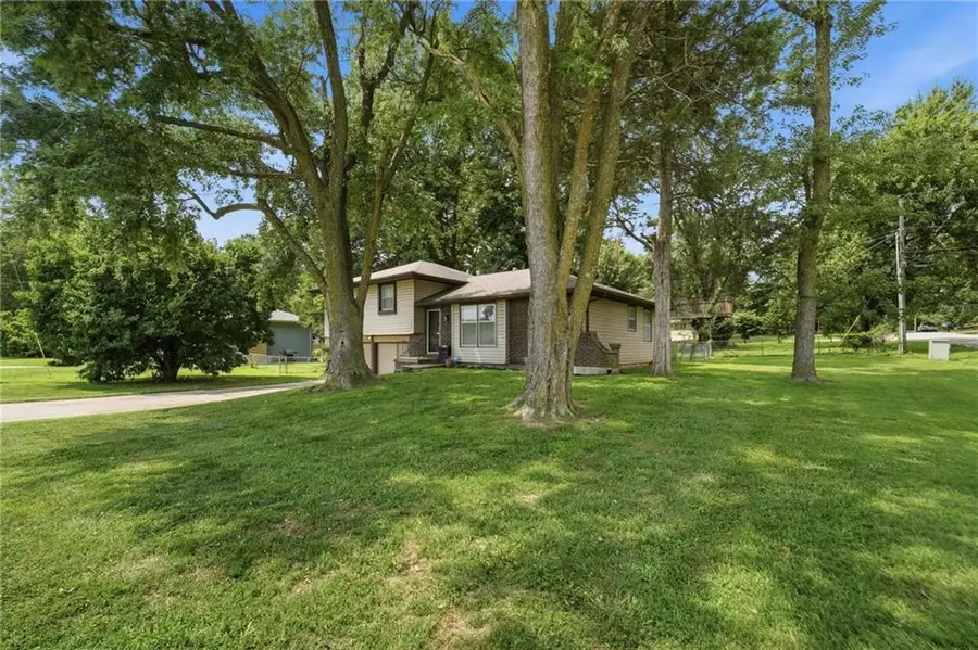 1766 N 64th Terrace, Kansas City, KS 66102 - #3