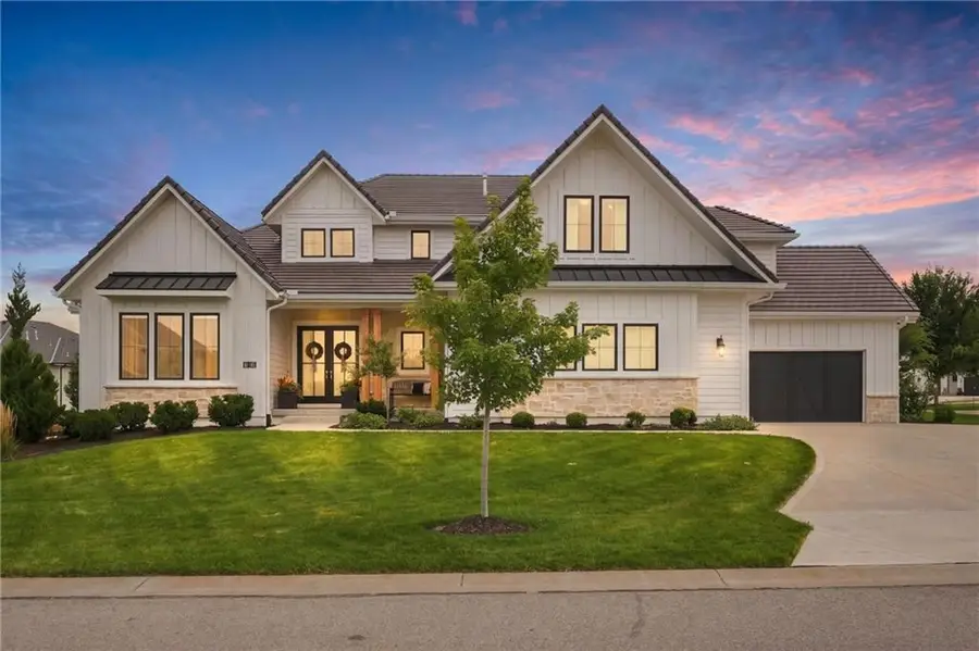 10711 West 173rd Terrace, Overland Park, KS 66221 - #2