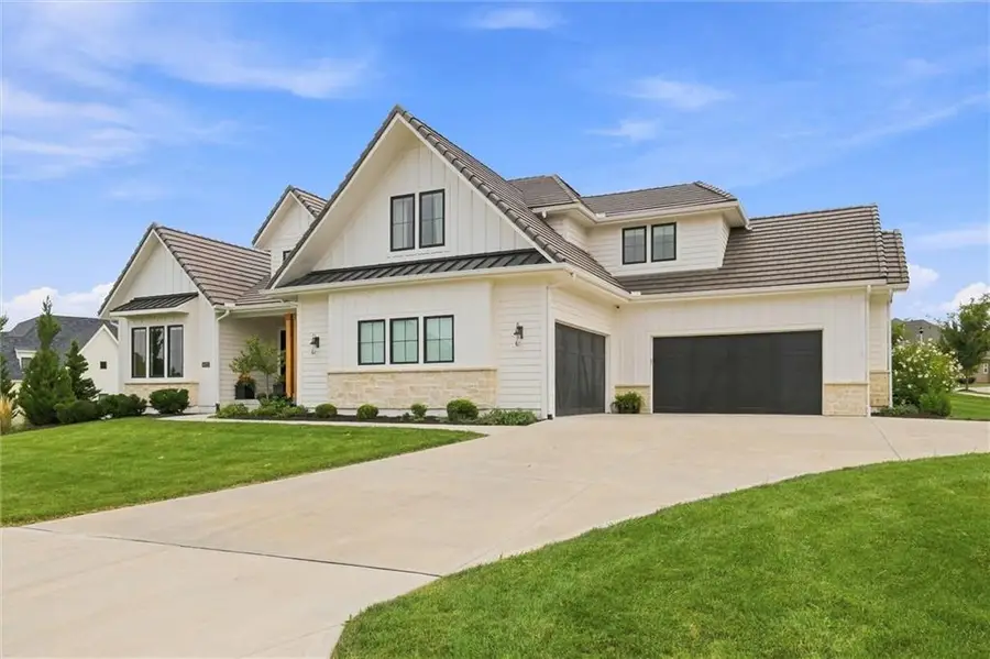 10711 West 173rd Terrace, Overland Park, KS 66221 - #3