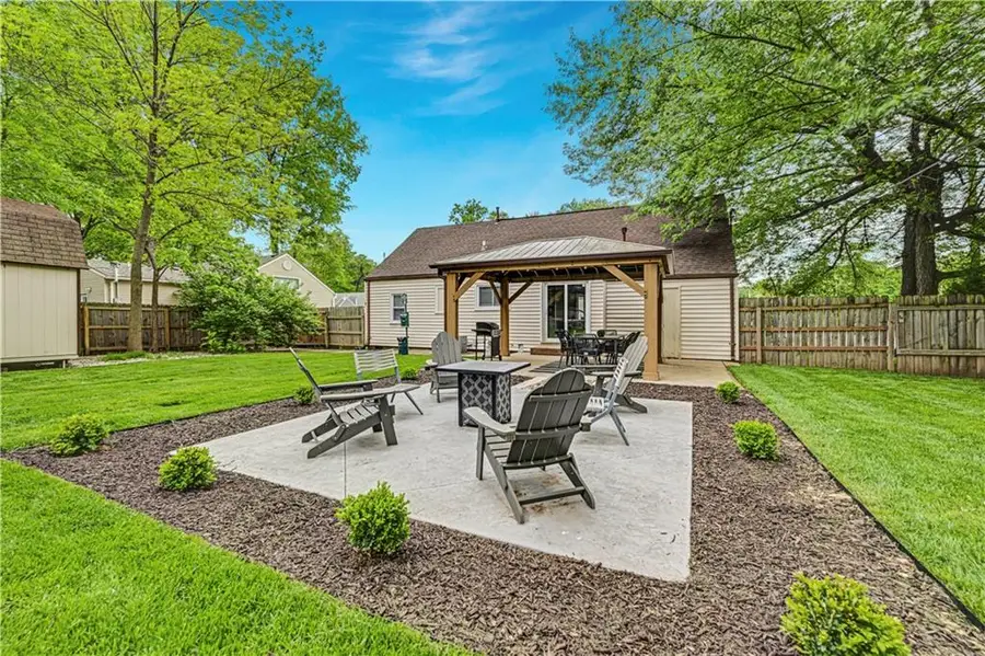 7501 Lowell Avenue, Overland Park, KS 66204 - #3