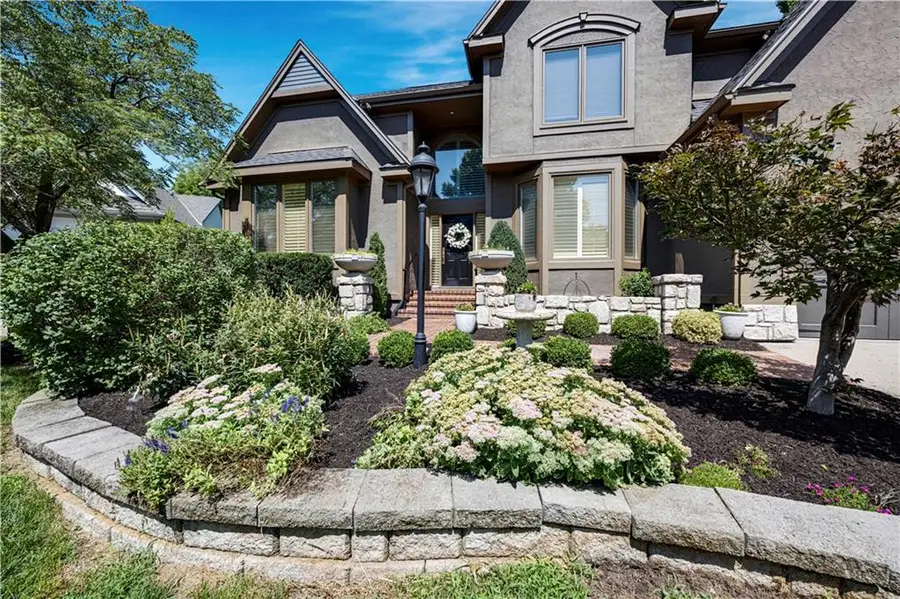 6229 W 128th Street, Leawood, KS 66209 - #2