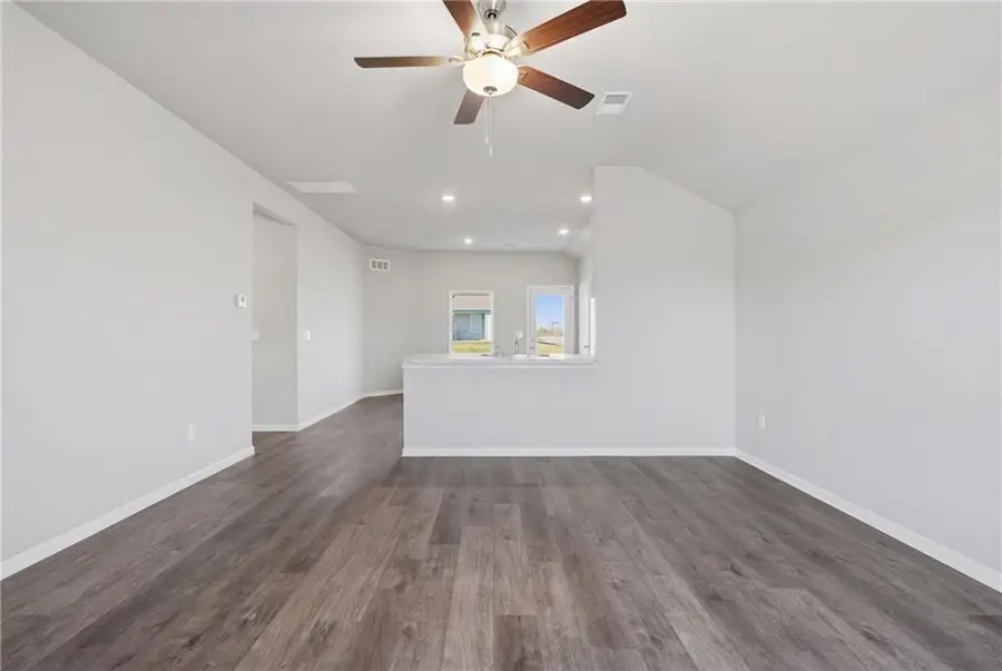 891 N Pear Street, Gardner, KS 66030 - #3