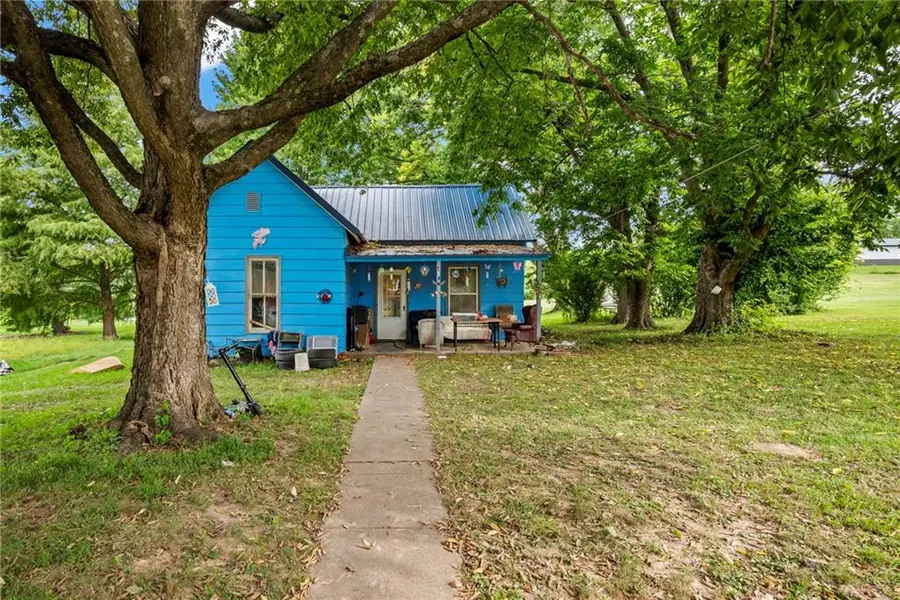 714 W 6th Street, Carrollton, MO 64633 - #2