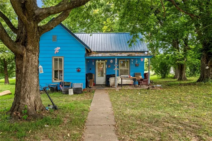 714 W 6th Street, Carrollton, MO 64633 - #3