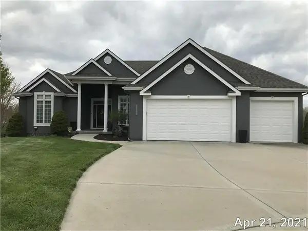 10804 N Cosby Avenue, Kansas City, MO 64154