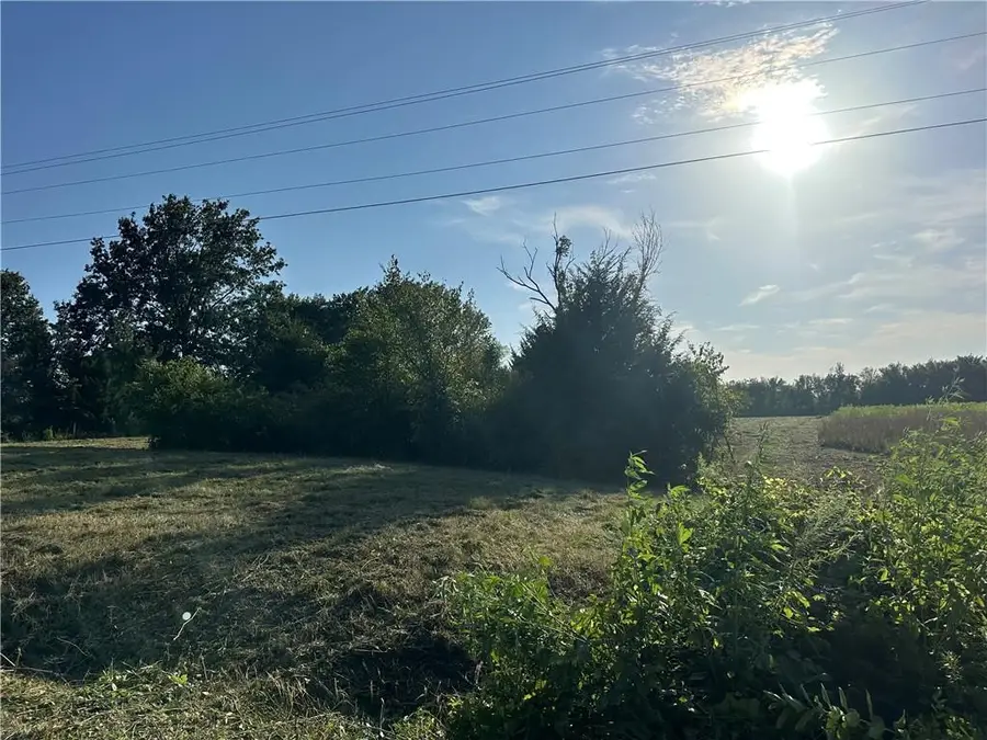 S Deer Run Road, Peculiar, MO 64078 - #2
