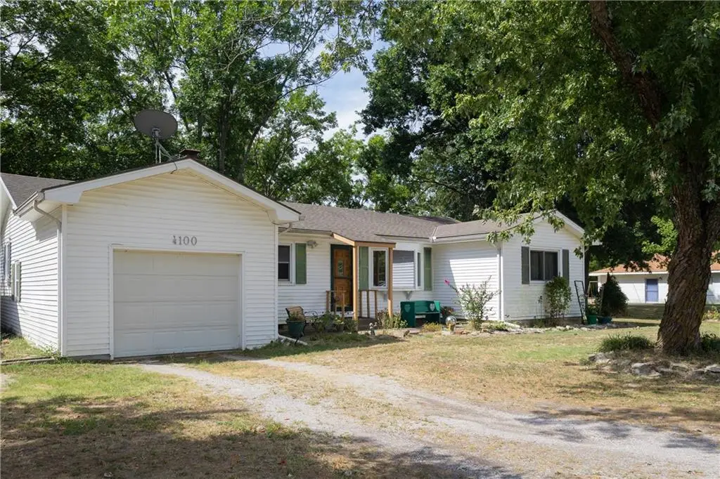 4100 Main Street, Parsons, KS 67357 - #1