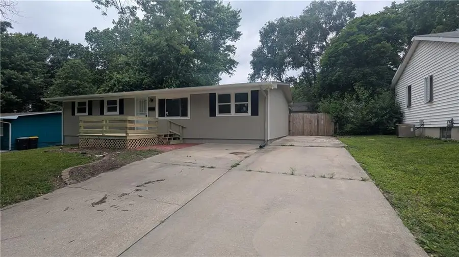 8602 E 91st Terrace, Kansas City, MO 64138 - #2