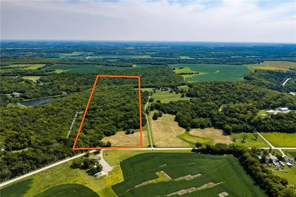 858 E 1150 Road, Baldwin City, KS 66006
