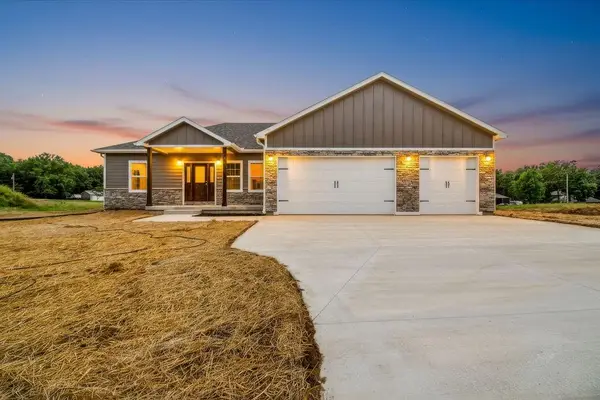 48 SW 160th Road, Warrensburg, MO 64093