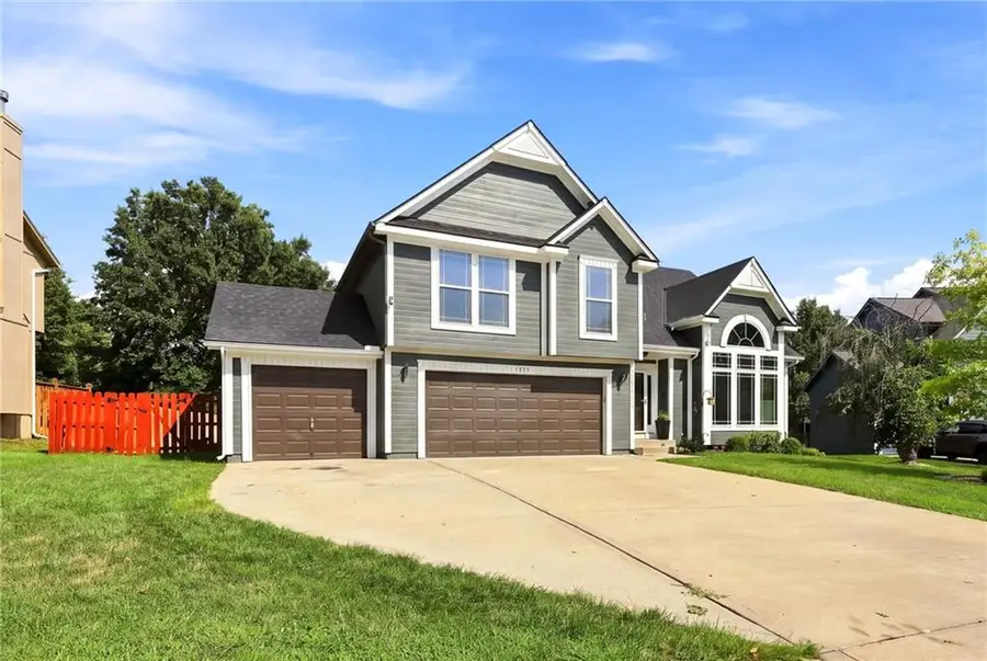 5343 Kenton Street, Shawnee, KS 66226 - #3