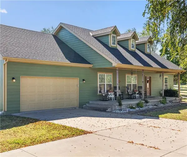 12580 238th Street, Linwood, KS 66052