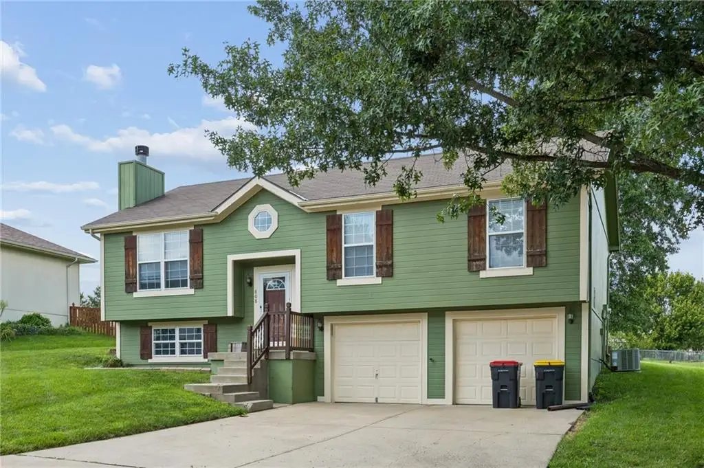 808 Pine Crest Avenue, Kearney, MO 64060 - #1