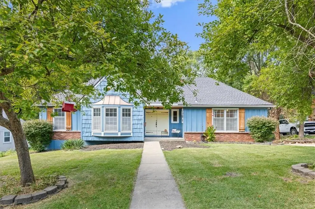 1308 E 97 Terrace, Kansas City, MO 64131 - #1