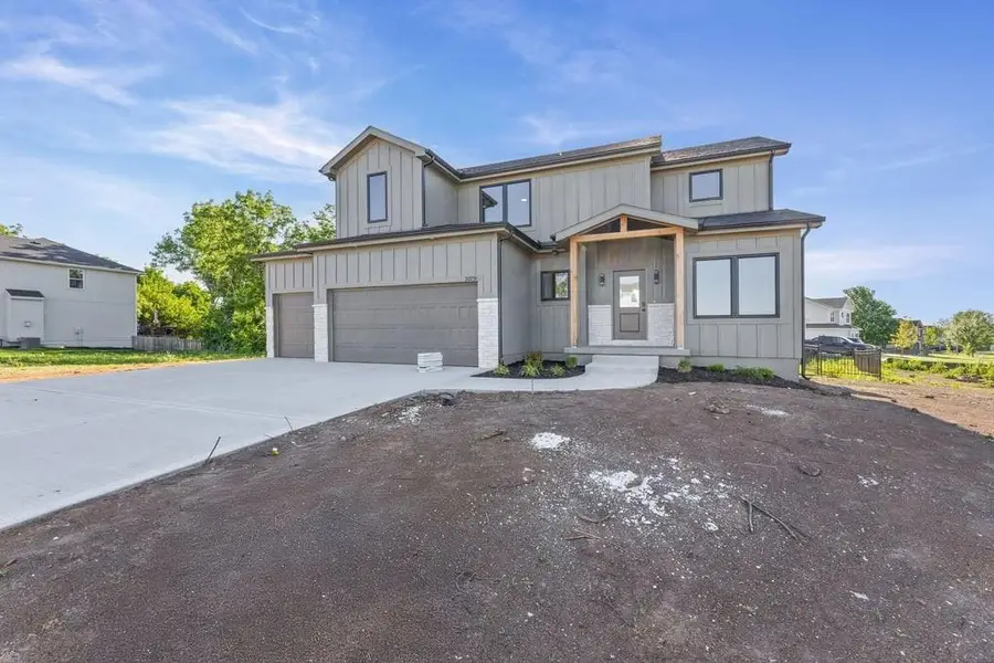 16561 W 165th Place, Olathe, KS 66062 - #2