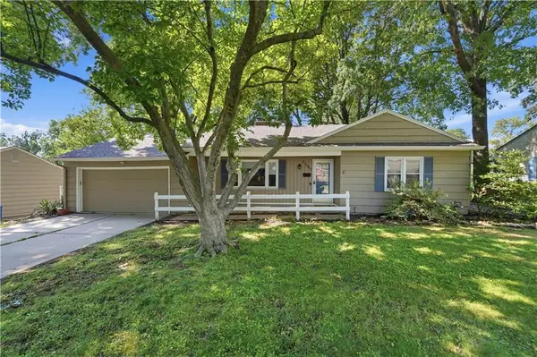 5509 W 70th Terrace, Prairie Village, KS 66208