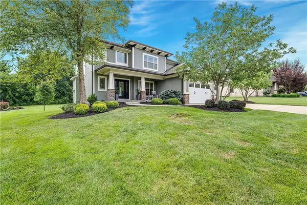 15209 King Street, Overland Park, KS 66221